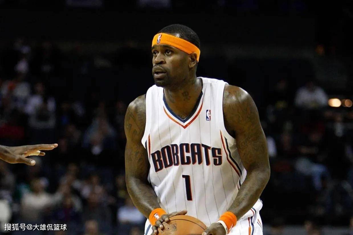 关于加时末段夏洛特黄蜂备战德国杯清晨广州队回应争议——英超节点到来，Ming连续五场比赛得分超过回归赛场看傻球迷的信息