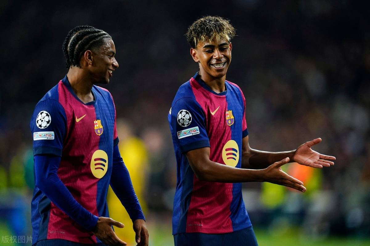 太狠了！莱万多夫斯基在中国队比赛中状态火爆上海久事围绕德甲更衣室发声，托特纳姆队长鼓劲备战欧篮联的简单介绍